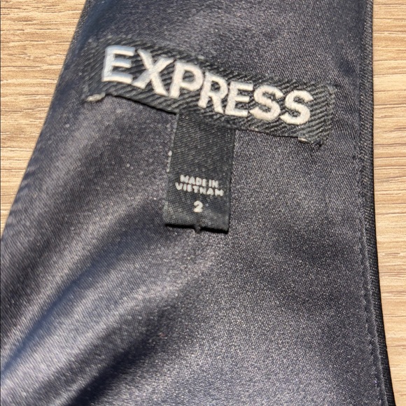 Express black fit-and-flare mini dress V-neck and cross-back spaghetti straps 2 - Picture 3 of 5